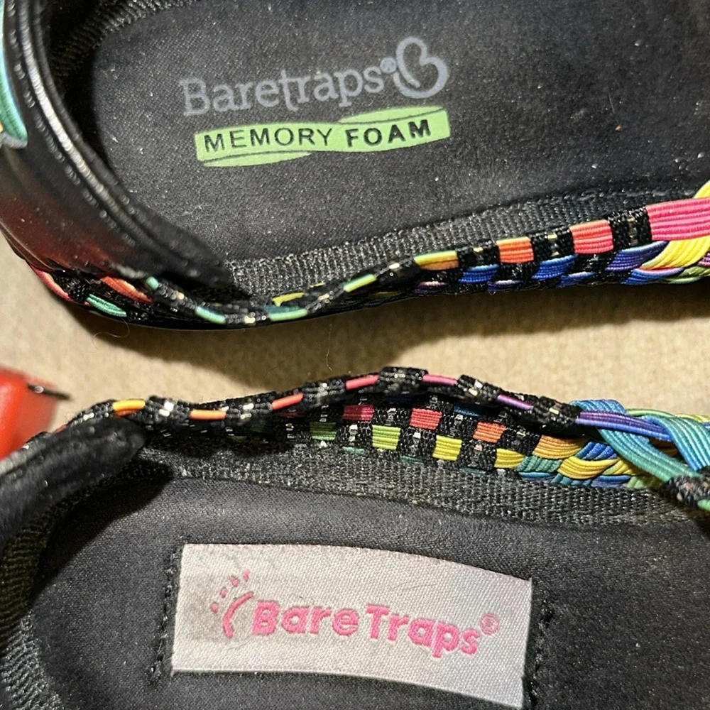 BARE TRAPS Women’s Memory Foam Umma Wedge Heel Rainbow Woven Sandal Size 8.5